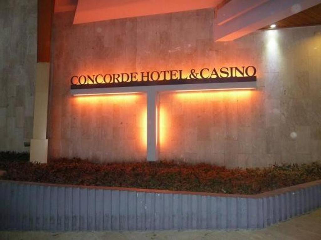 Imo Concorde Hotel Owerri Buitenkant foto