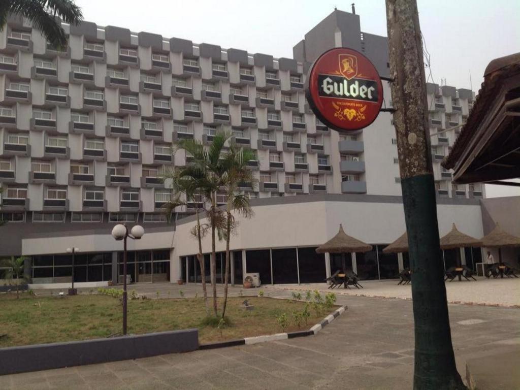 Imo Concorde Hotel Owerri Buitenkant foto